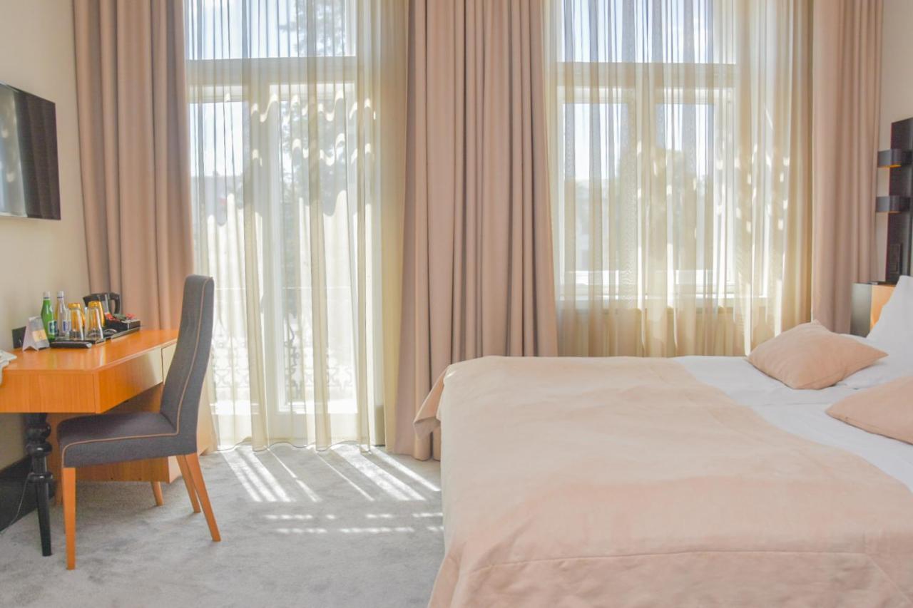 Hotel Nihil Novi Ράντομ Εξωτερικό φωτογραφία